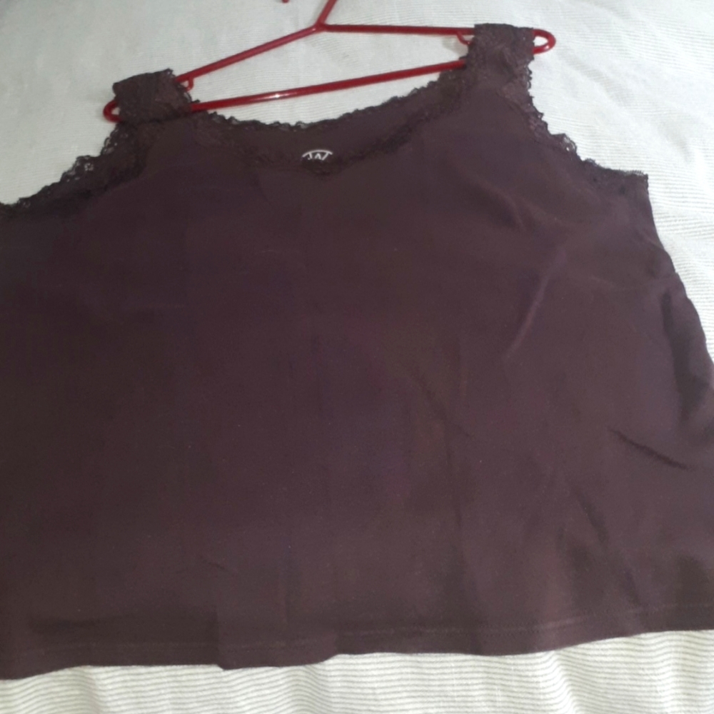 😊2X T shirt or cami Addition Elle